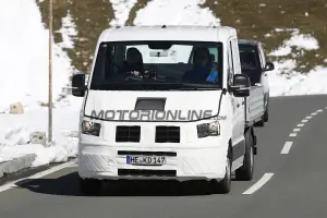 Volkswagen Crafter 2017 - Foto spia 02-10-2015 - 10