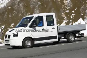 Volkswagen Crafter 2017 - Foto spia 02-10-2015 - 13