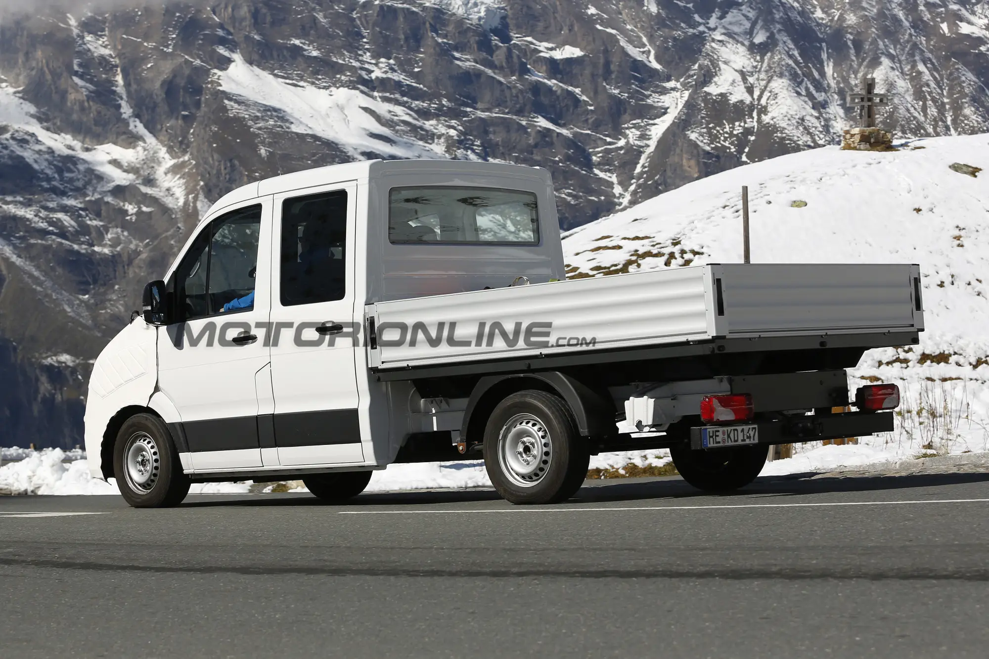 Volkswagen Crafter 2017 - Foto spia 02-10-2015 - 14