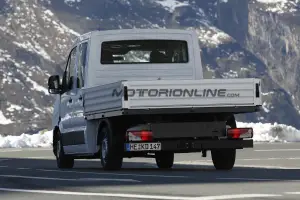 Volkswagen Crafter 2017 - Foto spia 02-10-2015 - 15