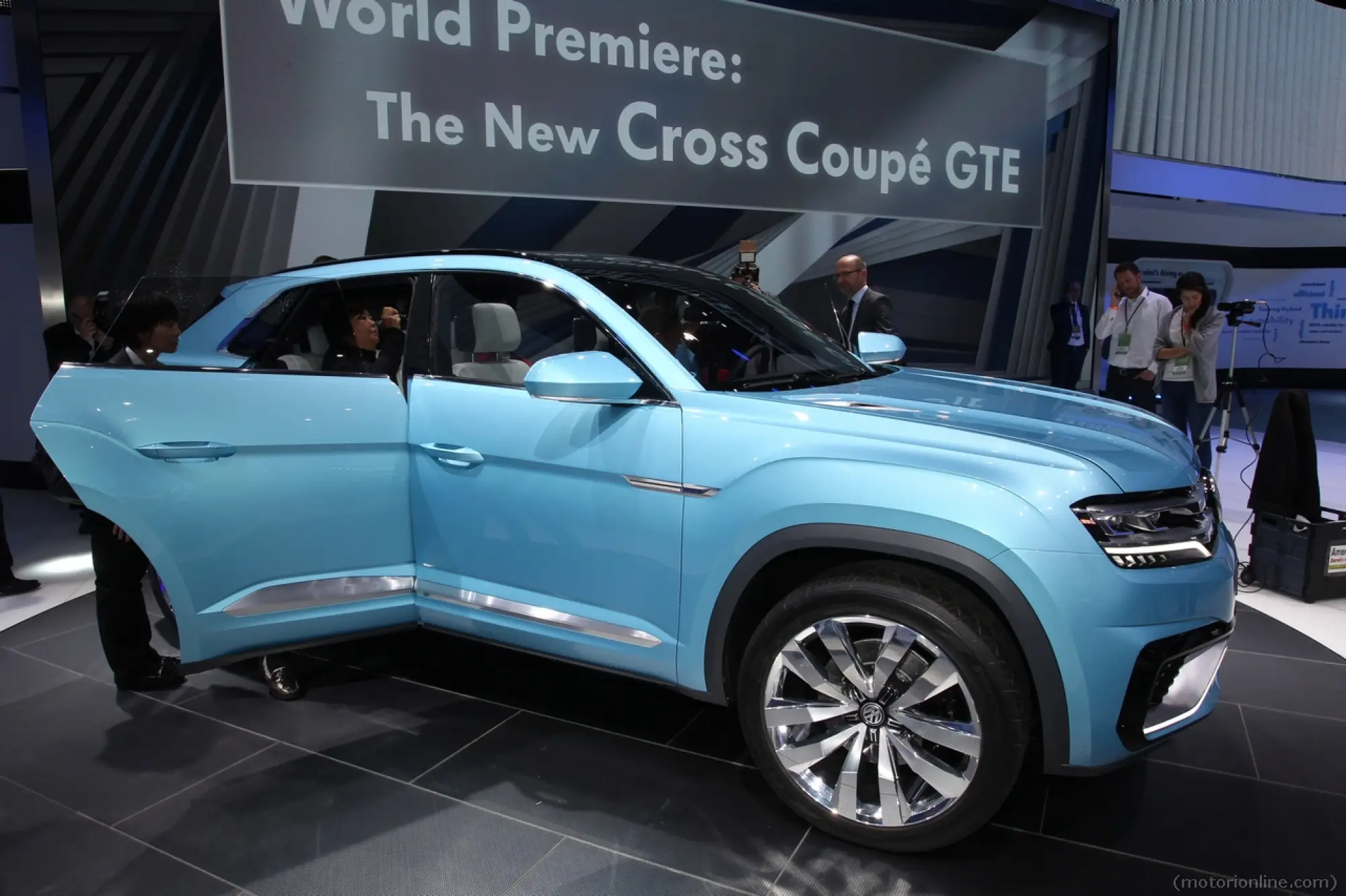 Volkswagen Cross Coupe GTE Concept - Salone di Detroit 2015 - 1