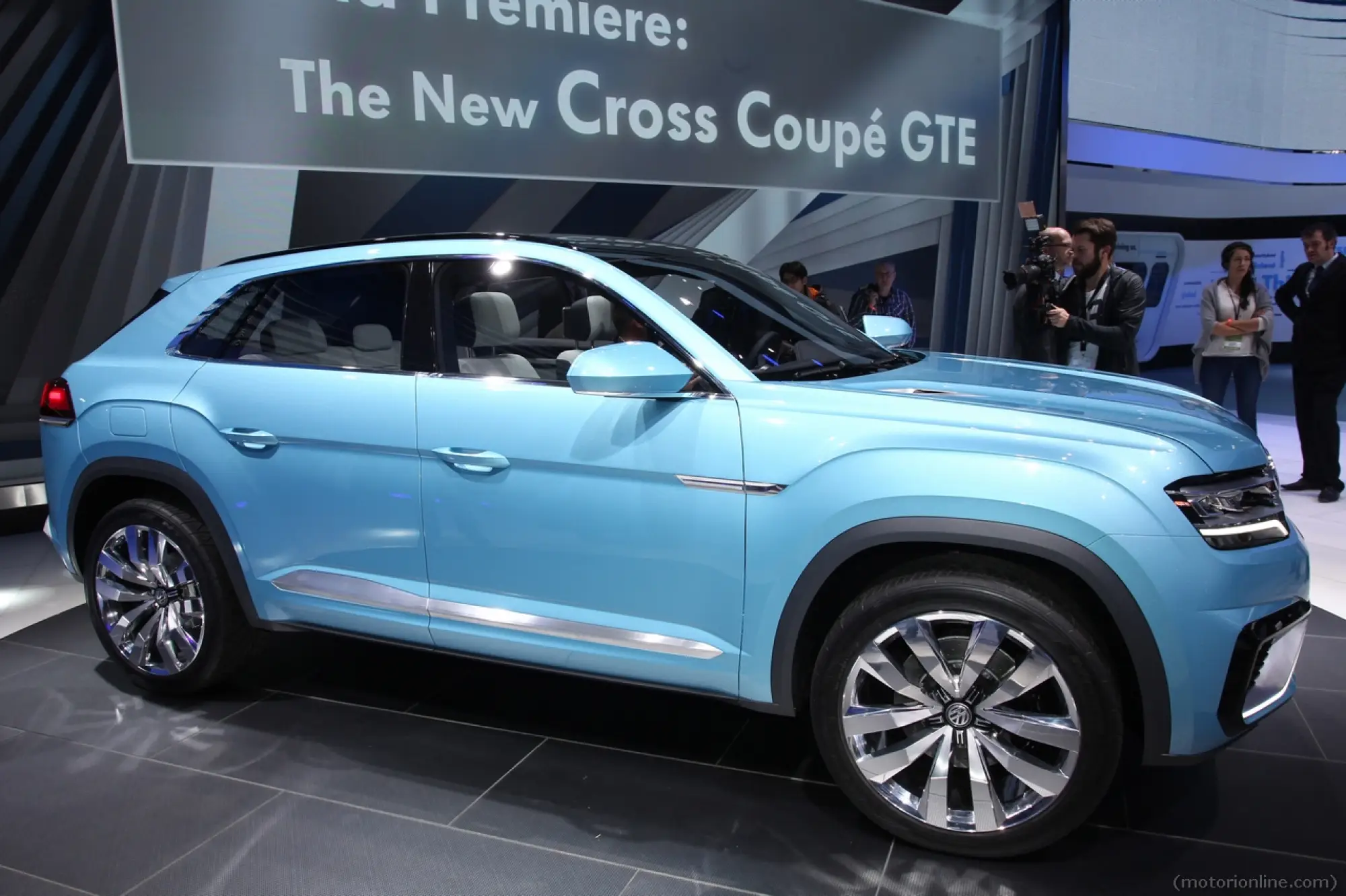 Volkswagen Cross Coupe GTE Concept - Salone di Detroit 2015 - 3