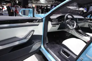 Volkswagen Cross Coupe GTE Concept - Salone di Detroit 2015