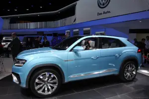 Volkswagen Cross Coupe GTE Concept - Salone di Detroit 2015