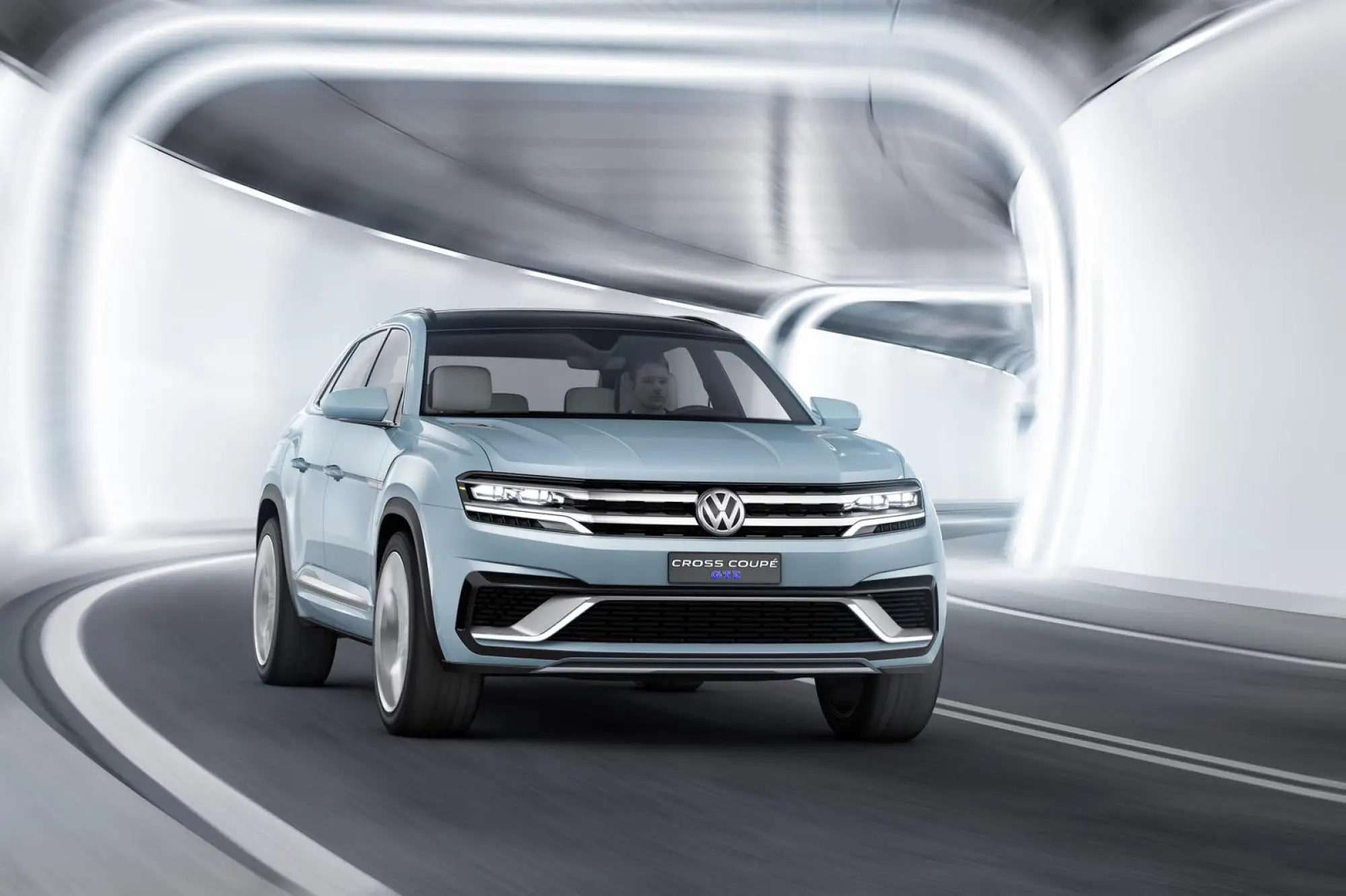 Volkswagen Cross Coupe GTE concept - 13