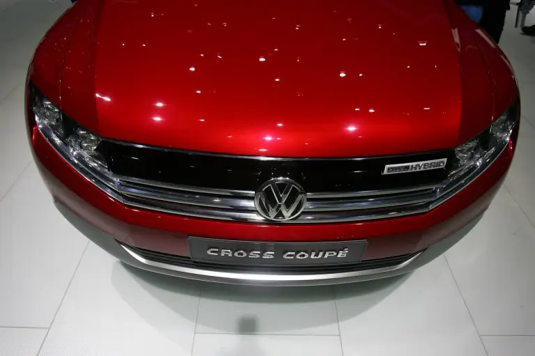 Volkswagen Cross Coupe - Salone di Ginevra 2012 - 11