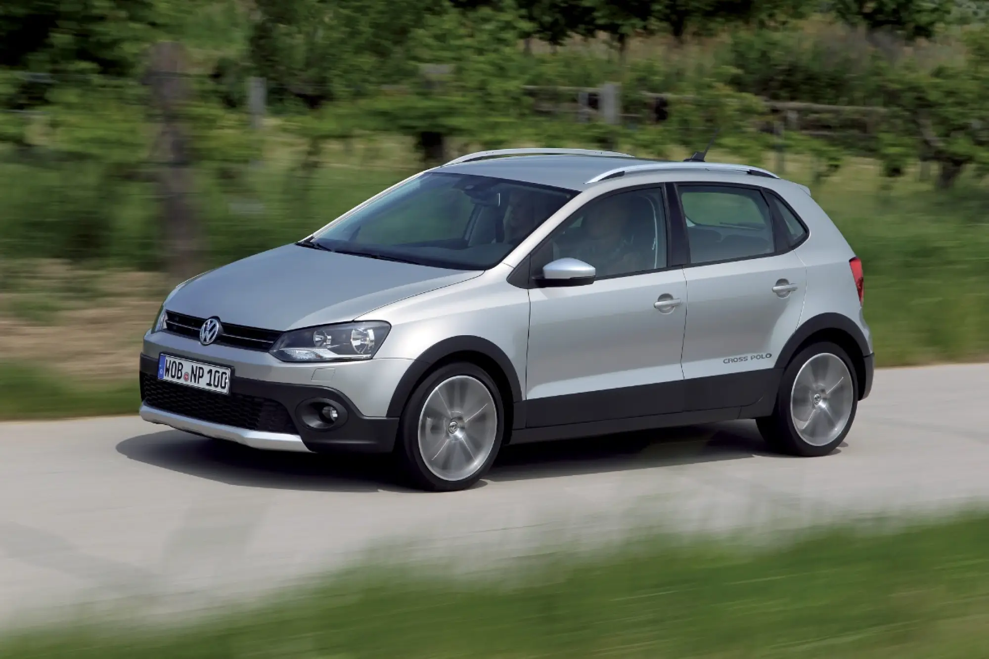 Volkswagen Cross Polo - 1