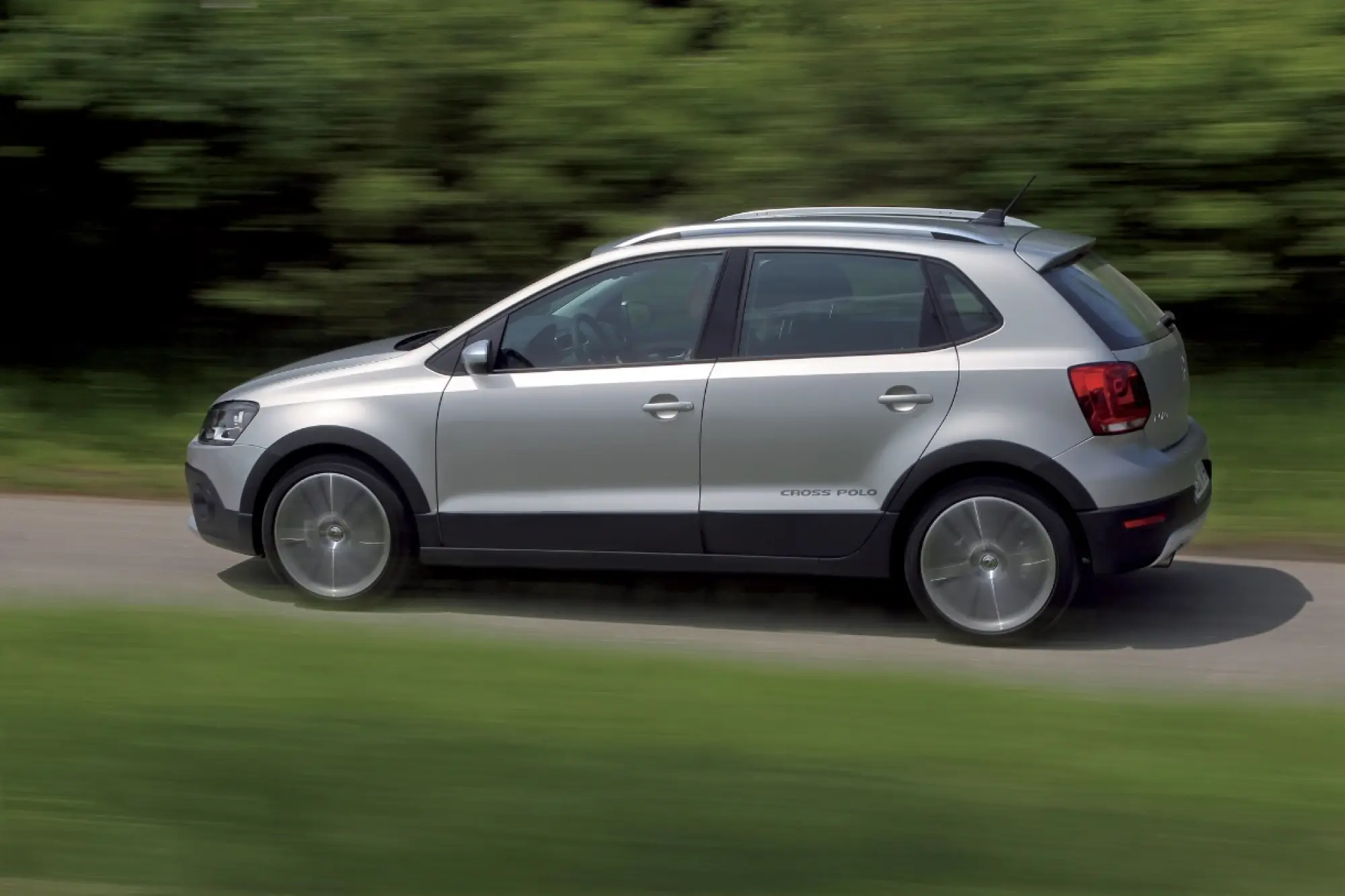 Volkswagen Cross Polo - 2