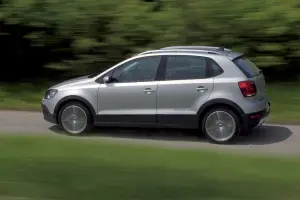 Volkswagen Cross Polo - 2