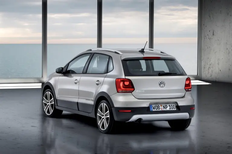 Volkswagen Cross Polo - 13