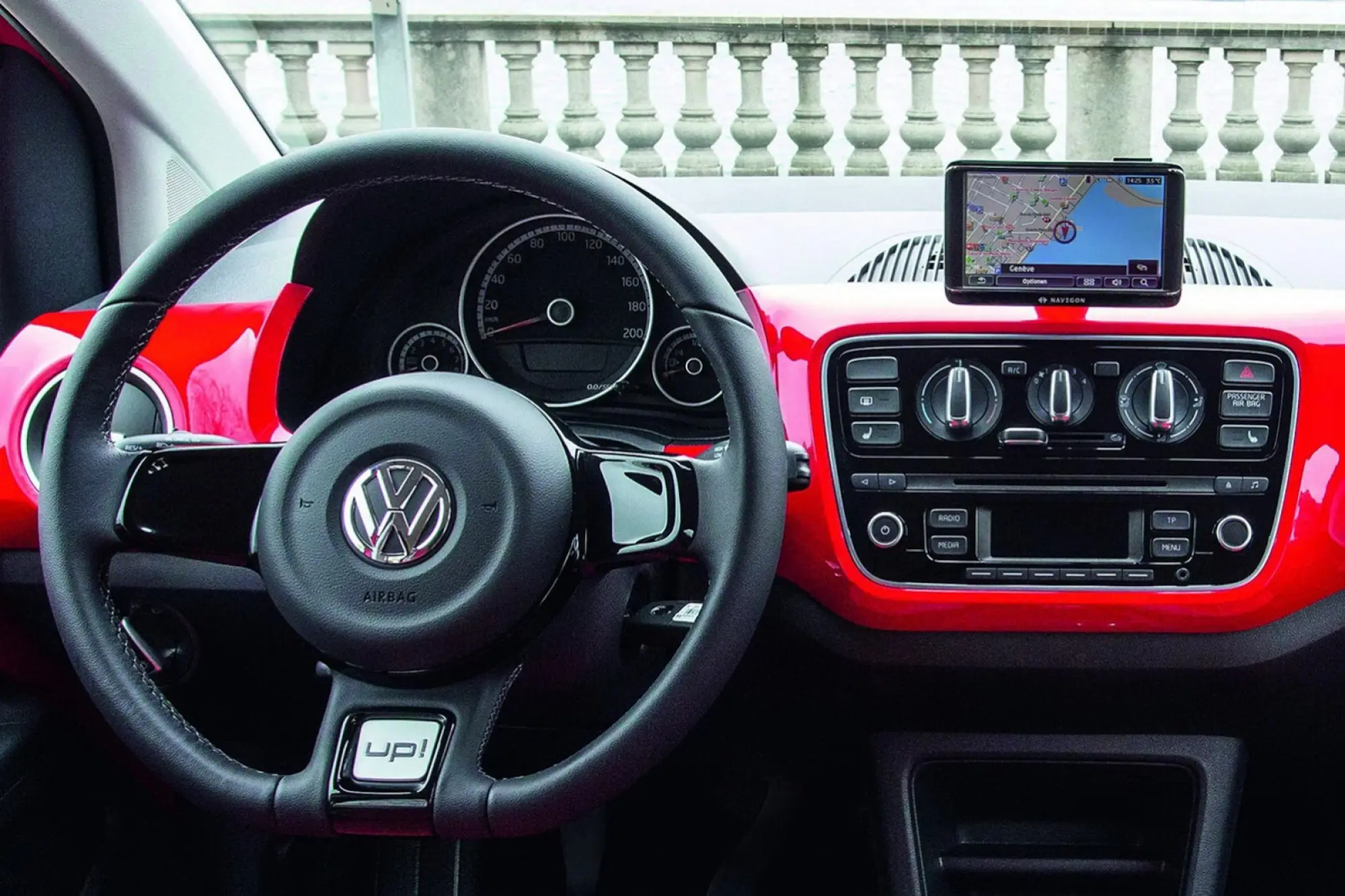 Volkswagen Cross Up! 2013 - 15
