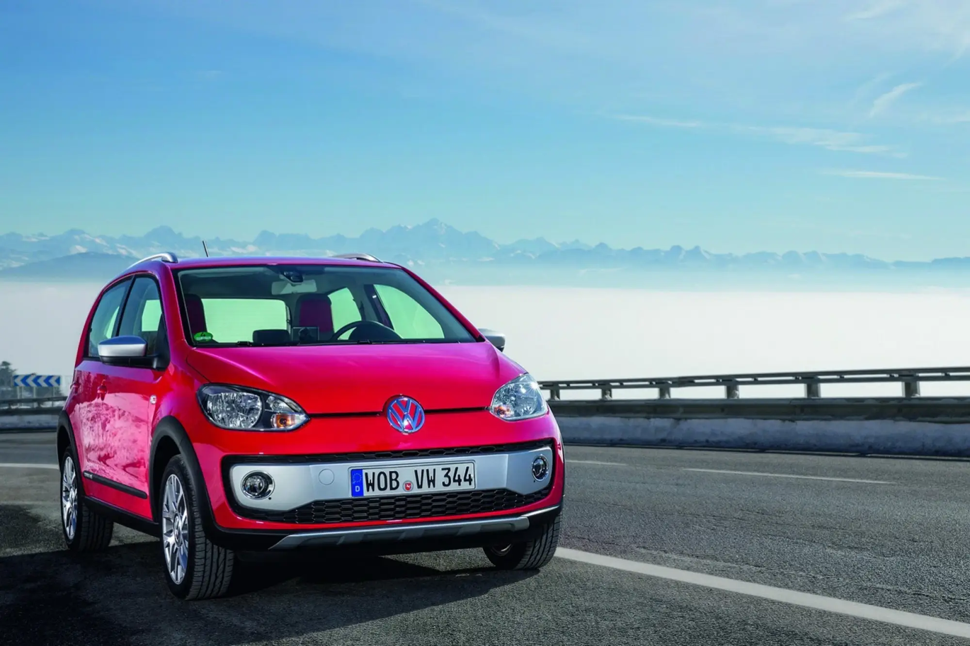 Volkswagen Cross Up! 2013 - 25