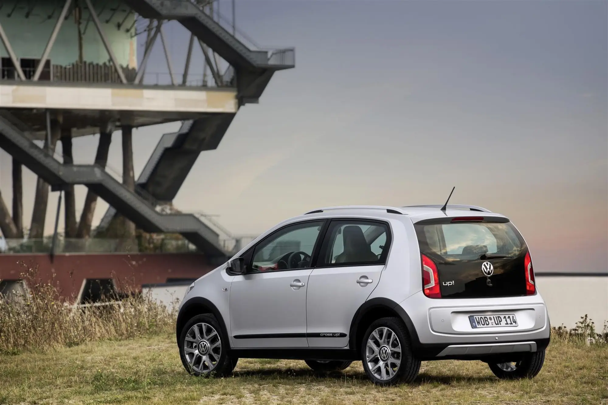 Volkswagen Cross up! - Foto ufficiali - 3