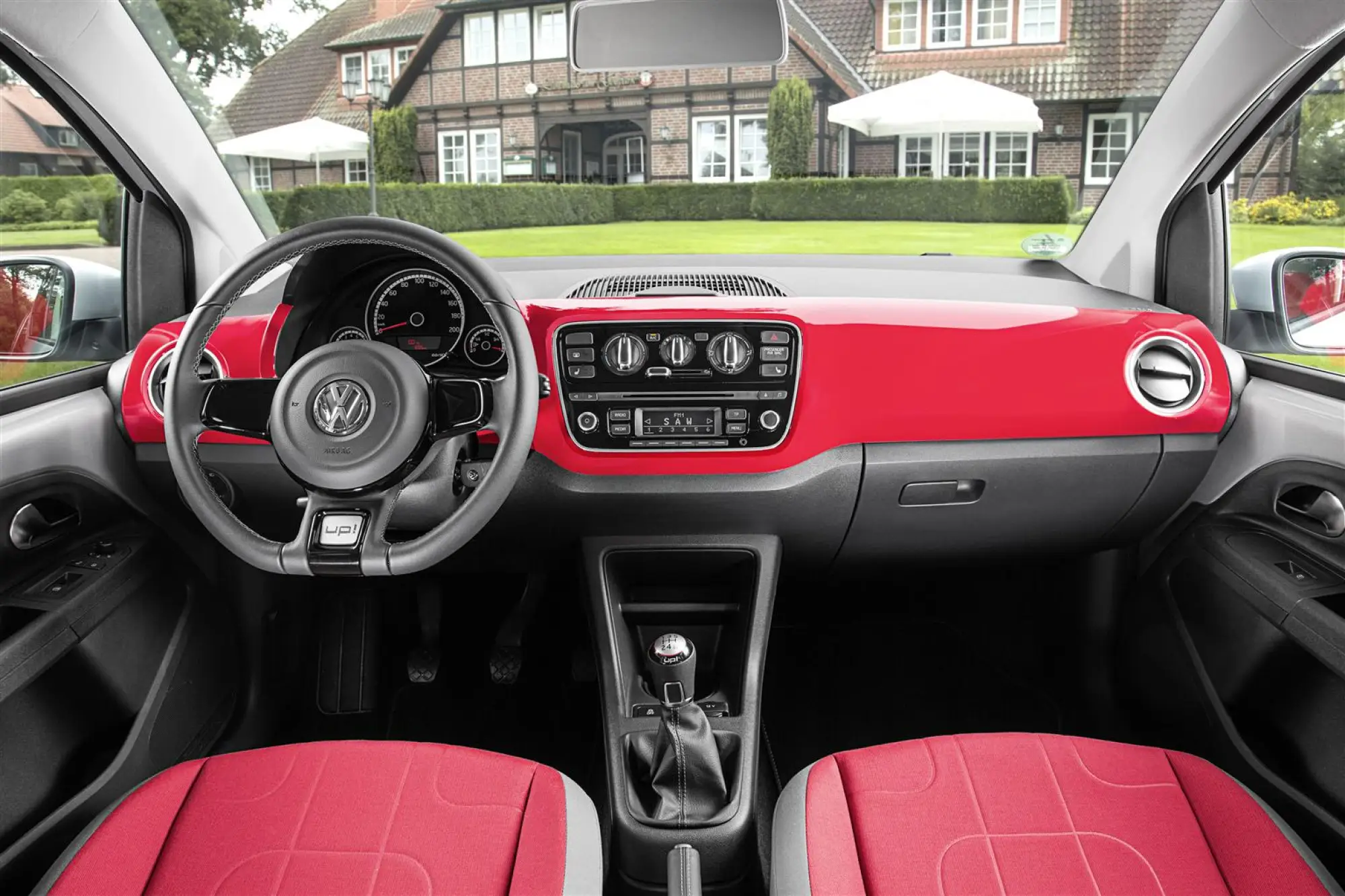 Volkswagen Cross up! - Foto ufficiali - 4