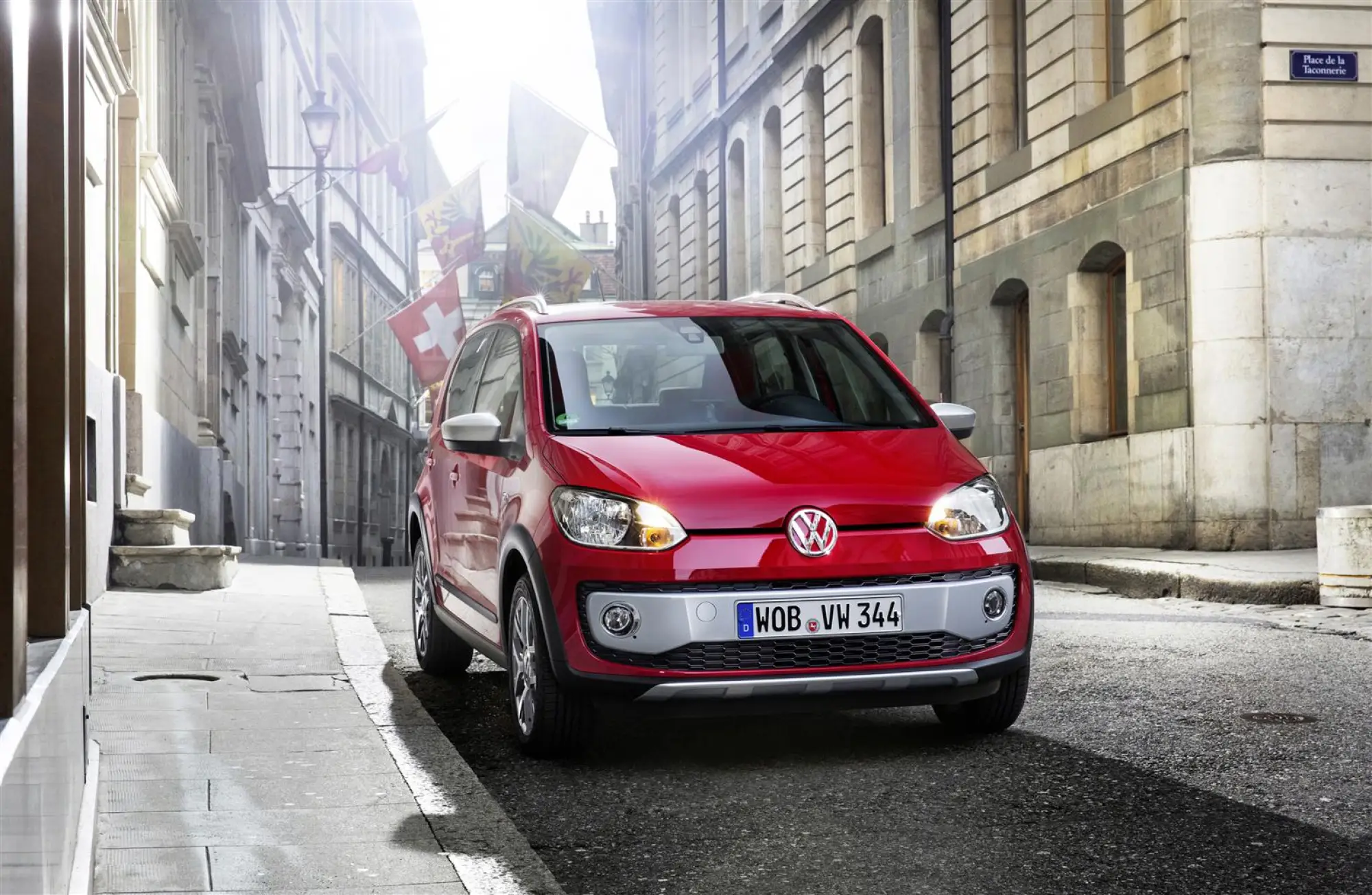 Volkswagen Cross up! - Foto ufficiali - 7