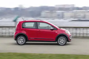 Volkswagen Cross up! - Foto ufficiali