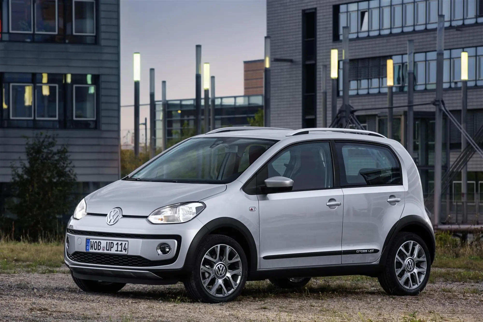 Volkswagen Cross up! - Foto ufficiali - 19