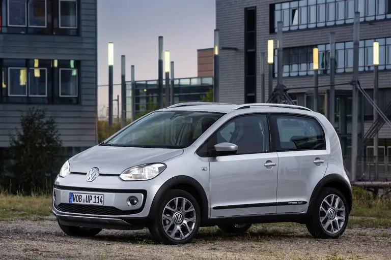 Volkswagen Cross up! - Foto ufficiali - 19