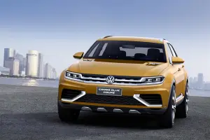 Volkswagen CrossBlue Coupe Concept - 17
