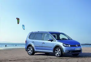 Volkswagen CrossTouran 2011 - 6