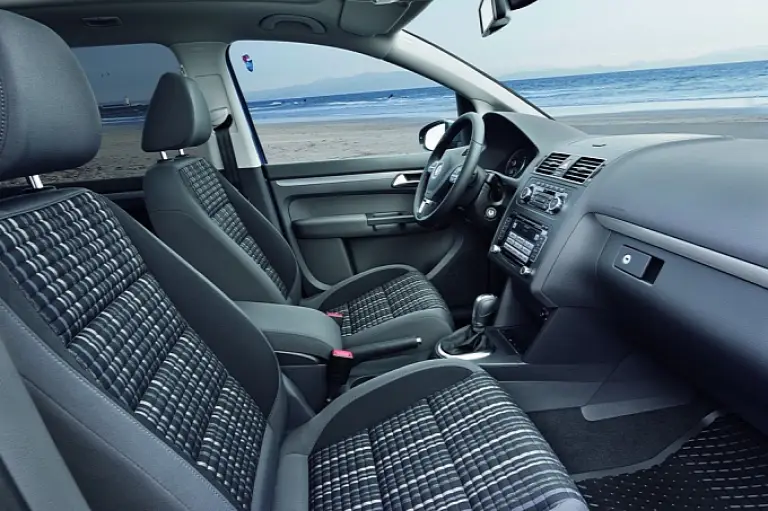Volkswagen CrossTouran 2011 - 7