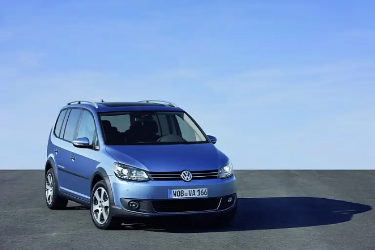 Volkswagen CrossTouran 2011 - 9
