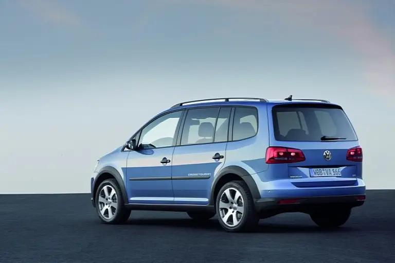 Volkswagen CrossTouran 2011 - 1