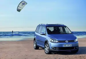 Volkswagen CrossTouran 2011 - 11