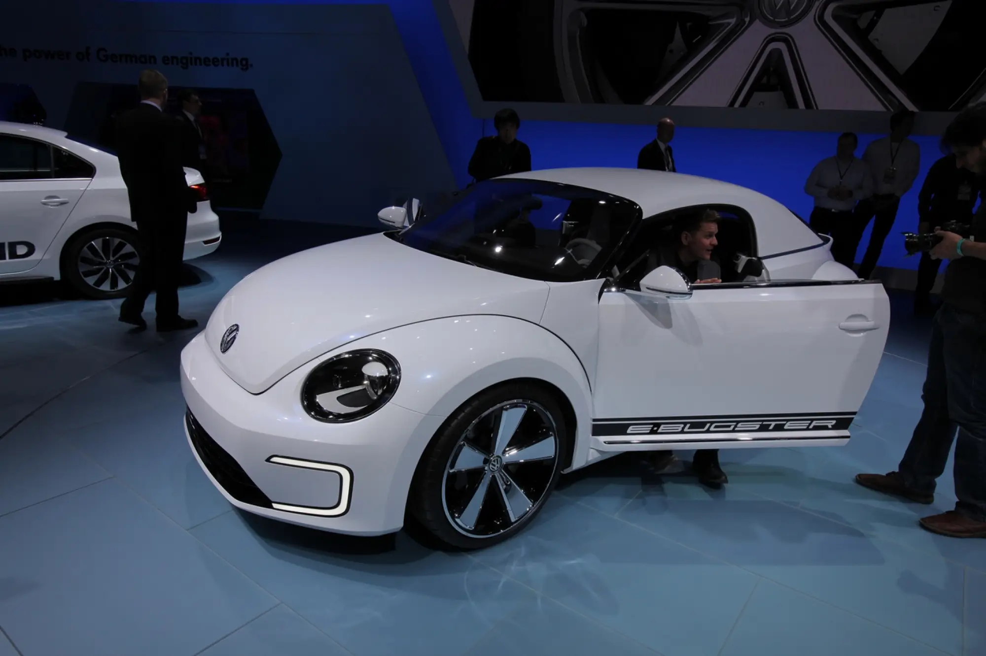 Volkswagen E-Bugster - Salone di Detroit 2012 - 1