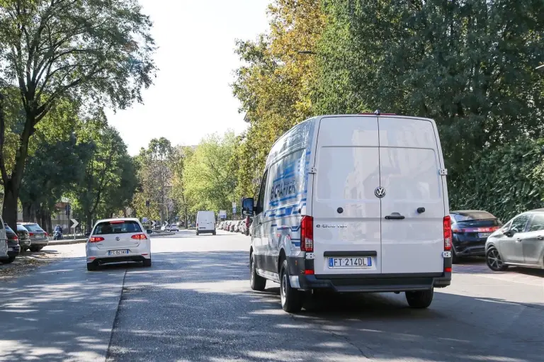 Volkswagen e-Crafter - Milano - 9