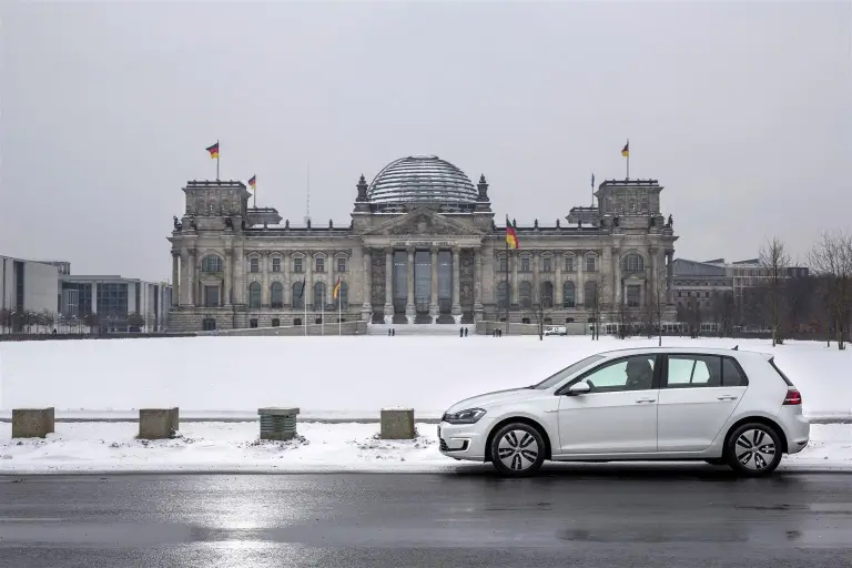 Volkswagen e-Golf 2014 - 8