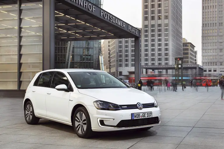 Volkswagen e-Golf 2014 - 9