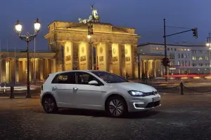 Volkswagen e-Golf 2014