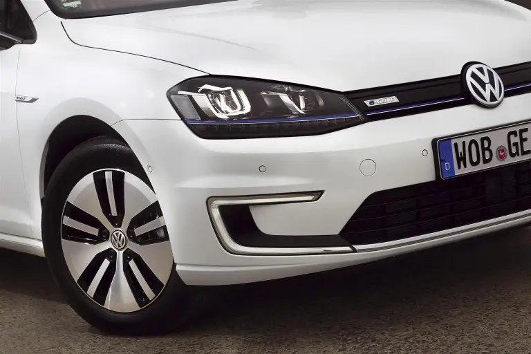 Volkswagen e-Golf 2014 - 14