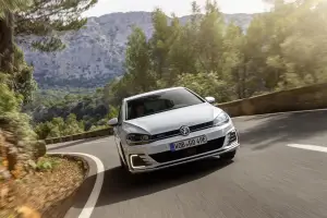 Volkswagen e-Golf, Golf GTE, Golf GTI Performance e Golf R 2017