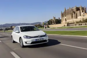 Volkswagen e-Golf, Golf GTE, Golf GTI Performance e Golf R 2017