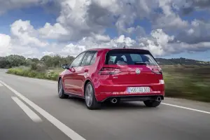 Volkswagen e-Golf, Golf GTE, Golf GTI Performance e Golf R 2017