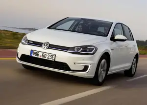 Volkswagen e-Golf, Golf GTE, Golf GTI Performance e Golf R 2017
