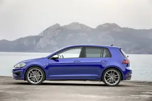 Volkswagen e-Golf, Golf GTE, Golf GTI Performance e Golf R 2017