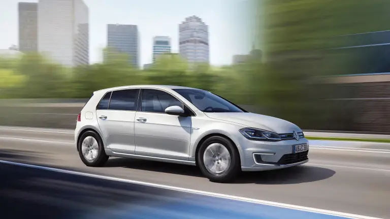 Volkswagen e-Golf MY 2017 - 1