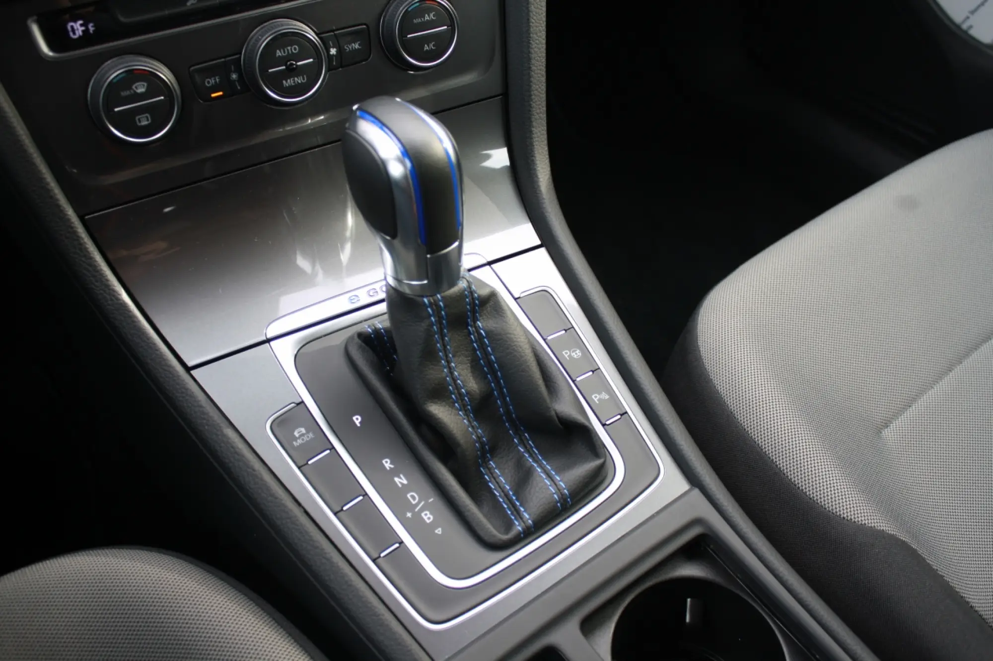 Volkswagen e-Golf - Primo contatto 2014 - 17