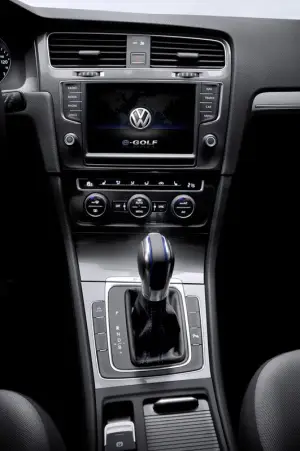 Volkswagen e-Golf - 8