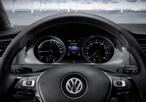 Volkswagen e-Golf - 9