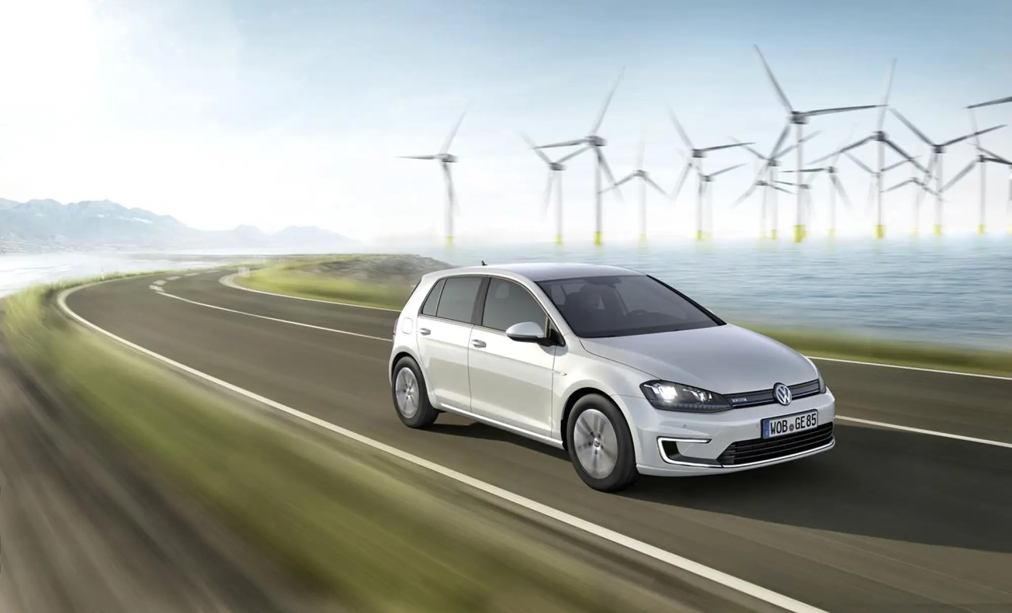 Volkswagen e-Golf - 17