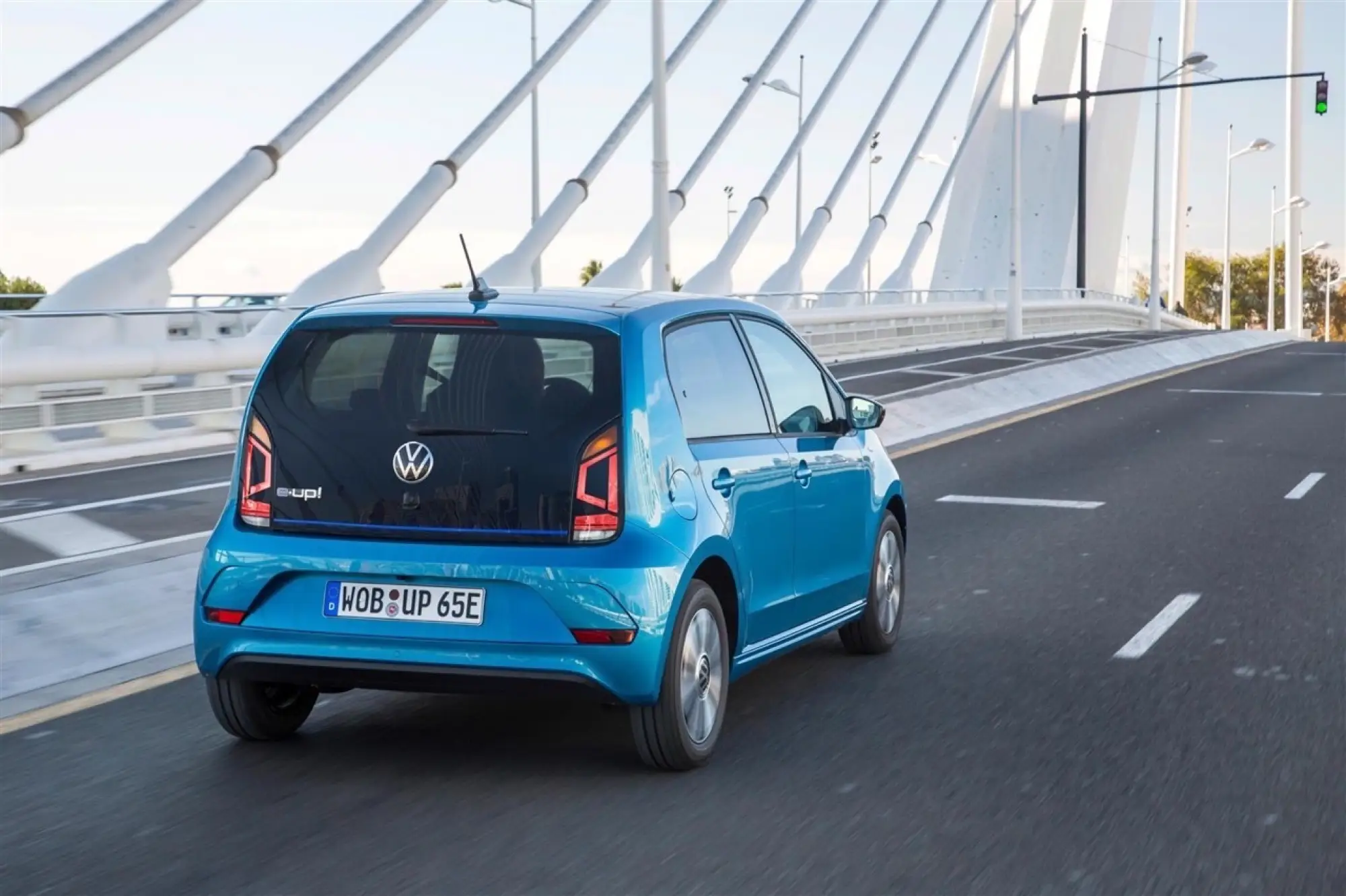 Volkswagen e-up 2020 - Foto ufficiali - 4
