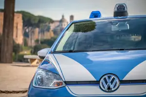 Volkswagen e-up!: quattro unità consegnate alla Polizia di Stato - 2