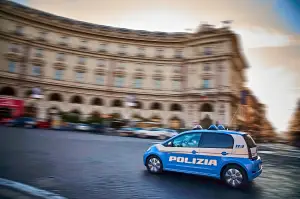 Volkswagen e-up!: quattro unità consegnate alla Polizia di Stato - 10