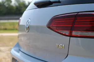 Volkswagen Golf 1.0 TSI - Prova su Strada - 15