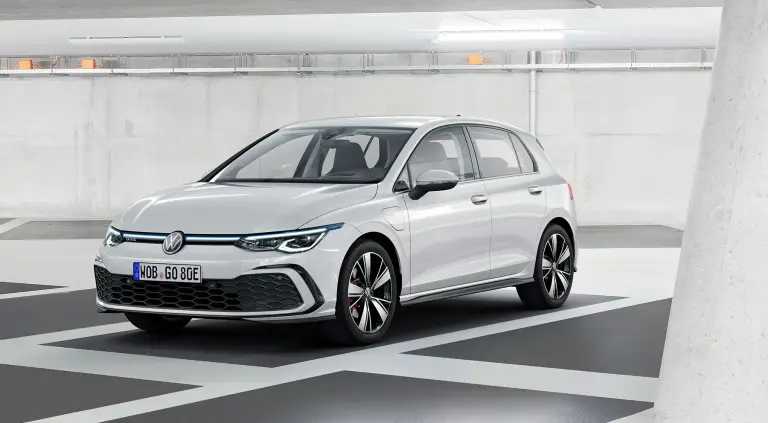 Volkswagen Golf 8 - Foto leaked - 11