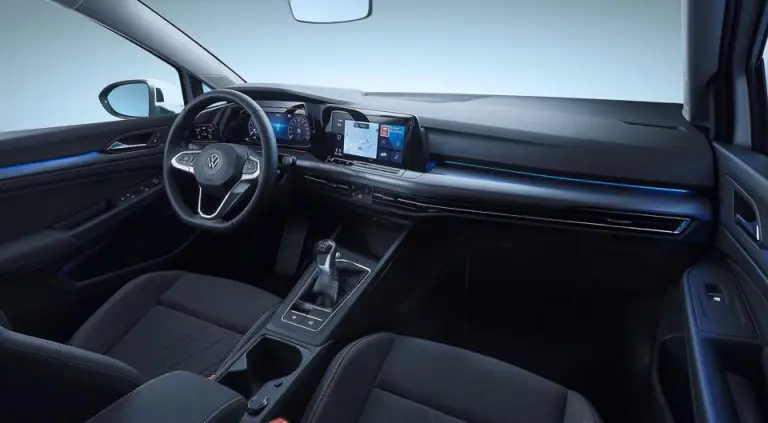 Volkswagen Golf 8 - le prime foto - 12